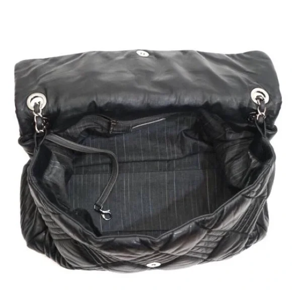 Chanel Jumbo Quilted Lambskin Shoulder Bag - Picture 5 of 8